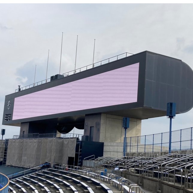 スタジアムのLED大型映像装置